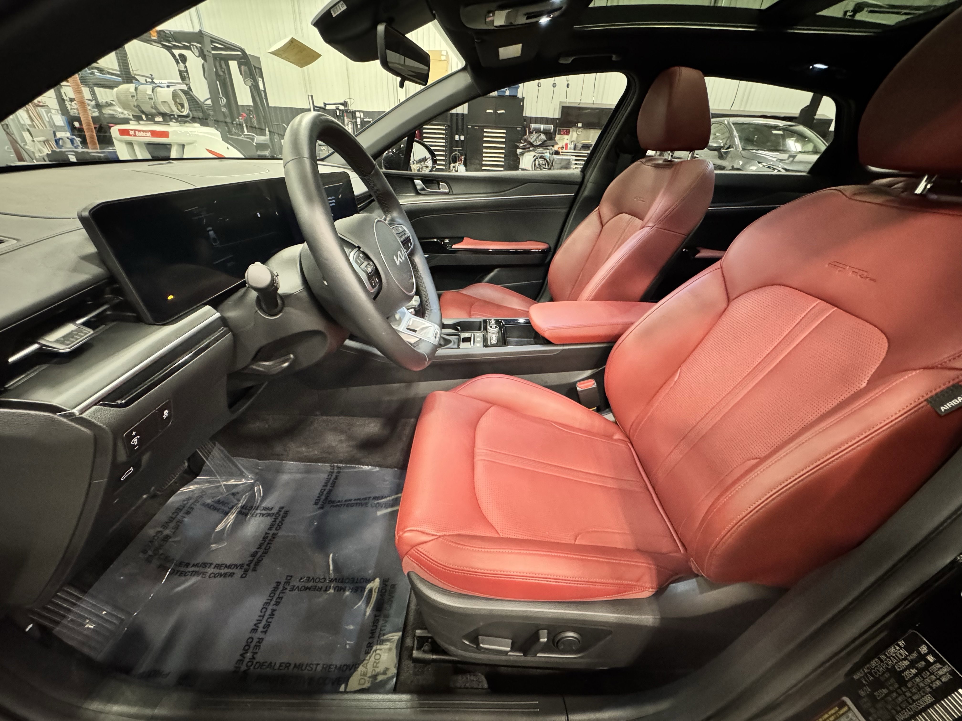 Used 2025 Kia K5 GT-Line w/ GT-Line Premium Package image 18