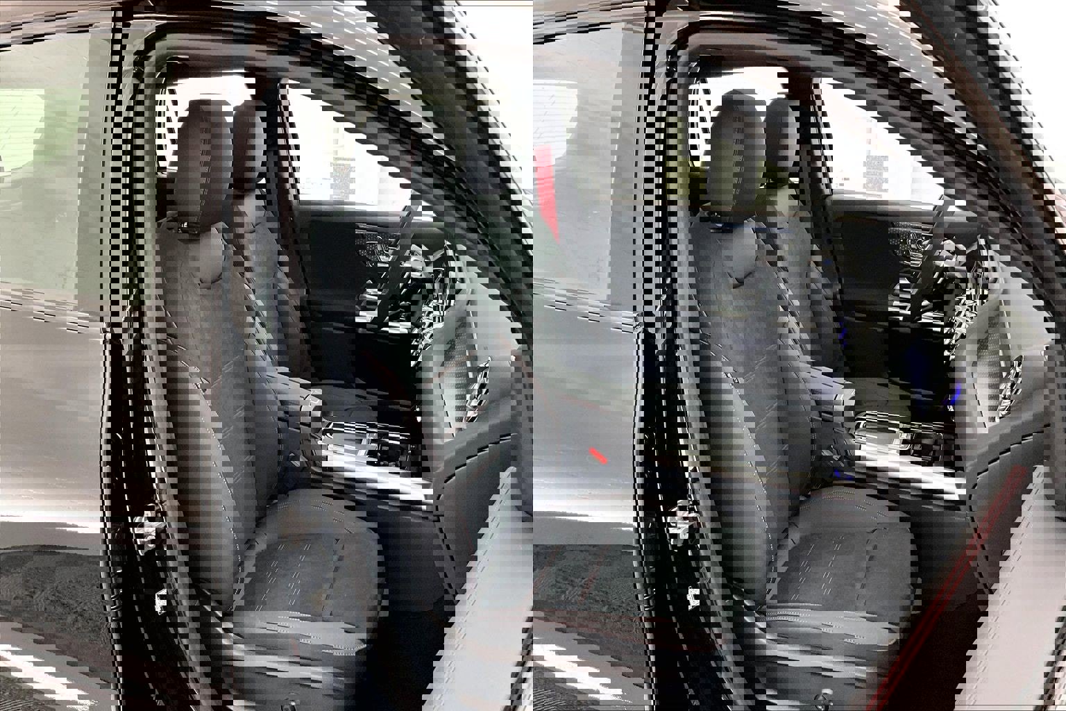 New 2026 Mercedes-Benz GLA 35 AMG 4MATIC image 5