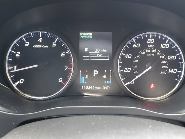 Used 2015 Mitsubishi Outlander SE AWD/4WD image 14