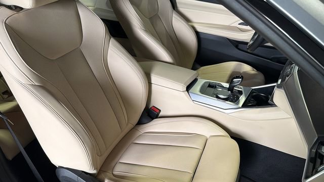 Used 2023 BMW 430i 430i w/ Convenience Package image 11