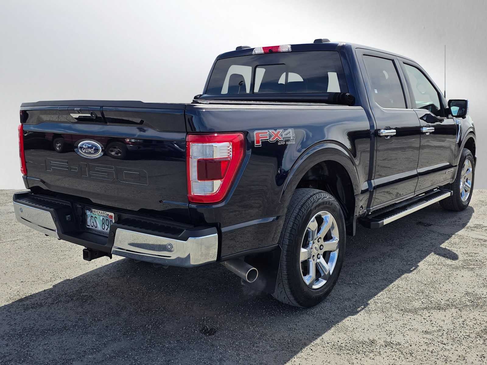 Used 2022 Ford F150 Lariat w/ Equipment Group 502A High AWD/4WD image 3