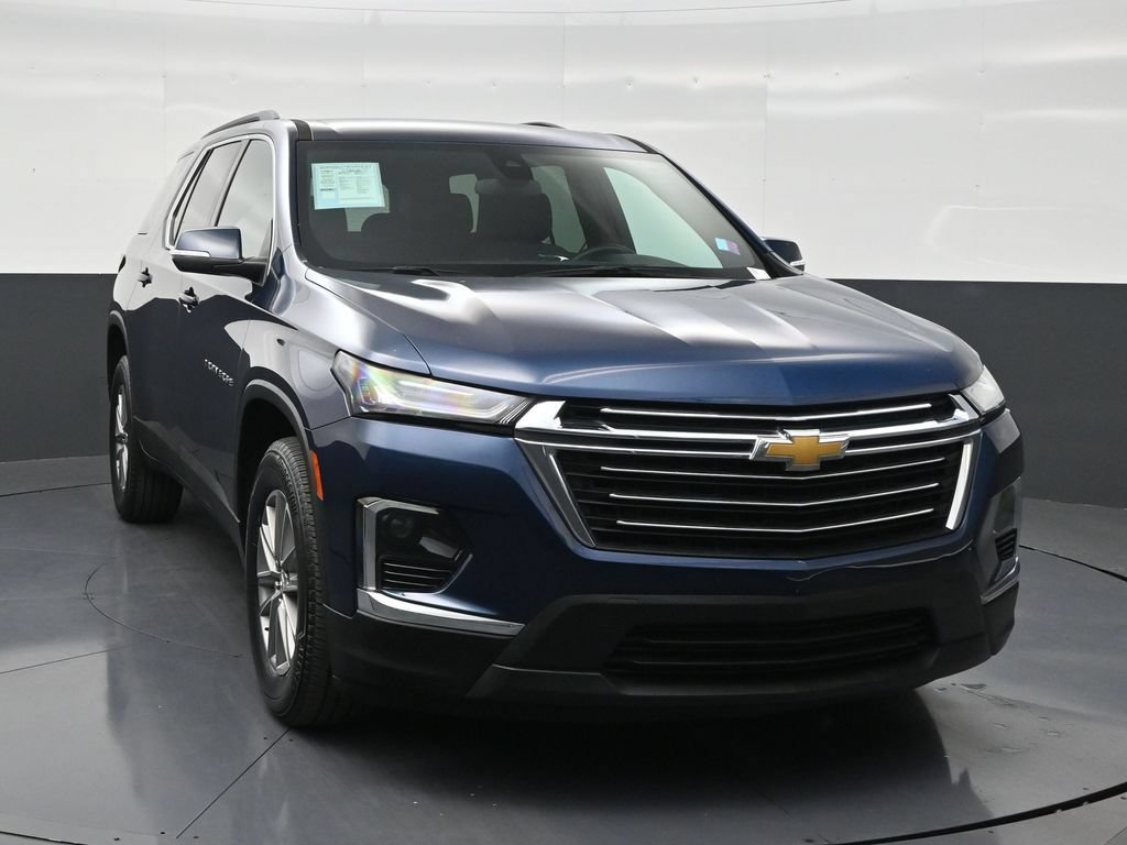 Used 2023 Chevrolet Traverse LT FWD image 7