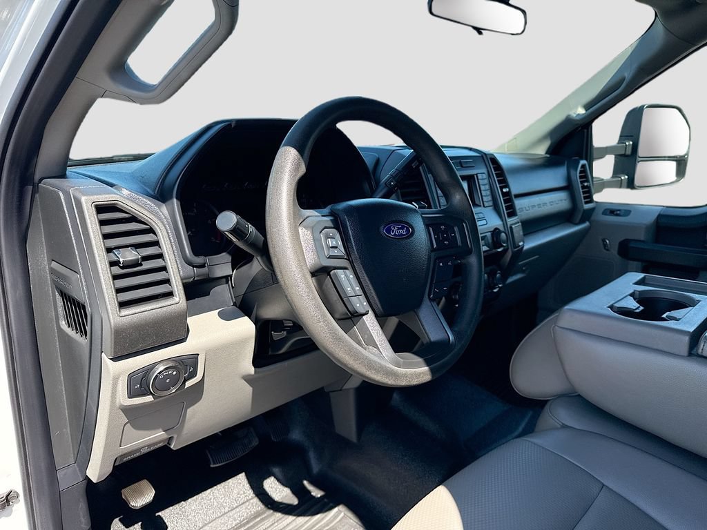 Used 2020 Ford F550 4x4 Crew Cab Super Duty image 11