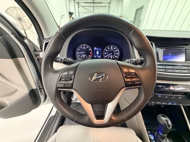 Used 2017 Hyundai Tucson Sport AWD/4WD image 12