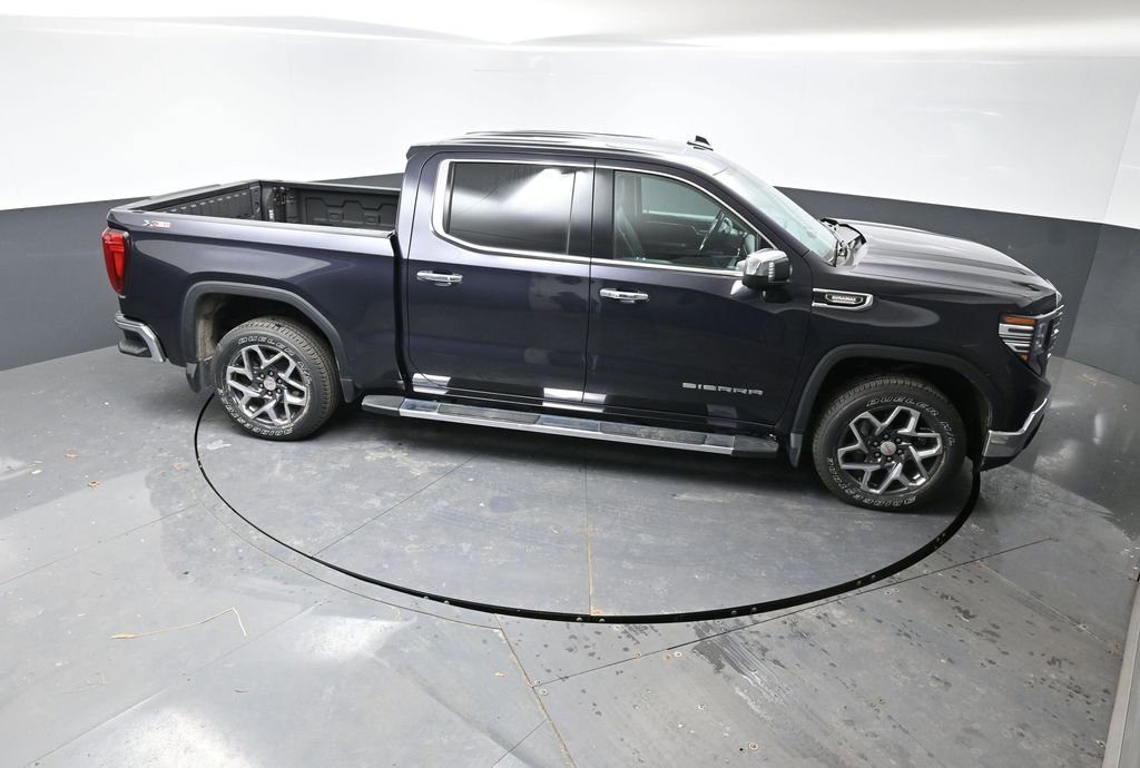 Used 2023 GMC Sierra 1500 SLT w/ SLT Premium Package image 15