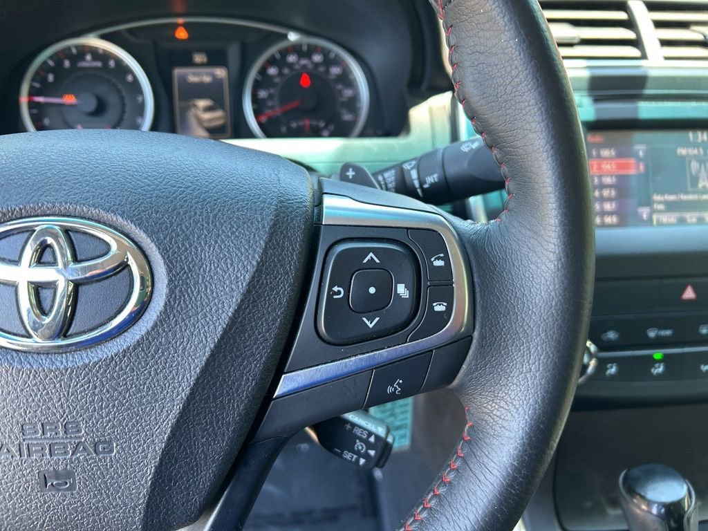 Used 2017 Toyota Camry SE FWD image 22