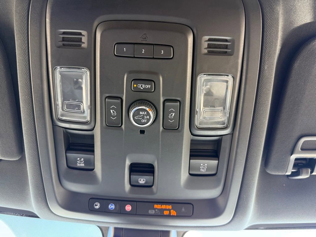 Used 2021 GMC Yukon AT4 w/ Rear Media and Nav Package AWD/4WD image 34