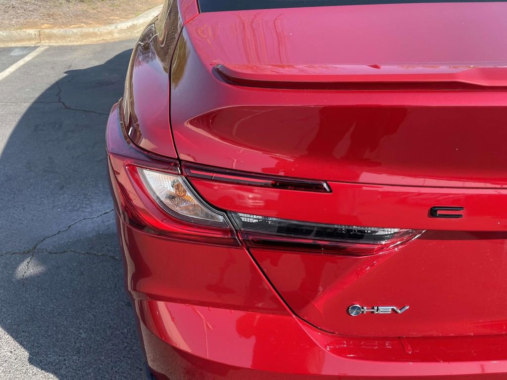 Used 2025 Toyota Camry SE w/ Convenience Package image 26