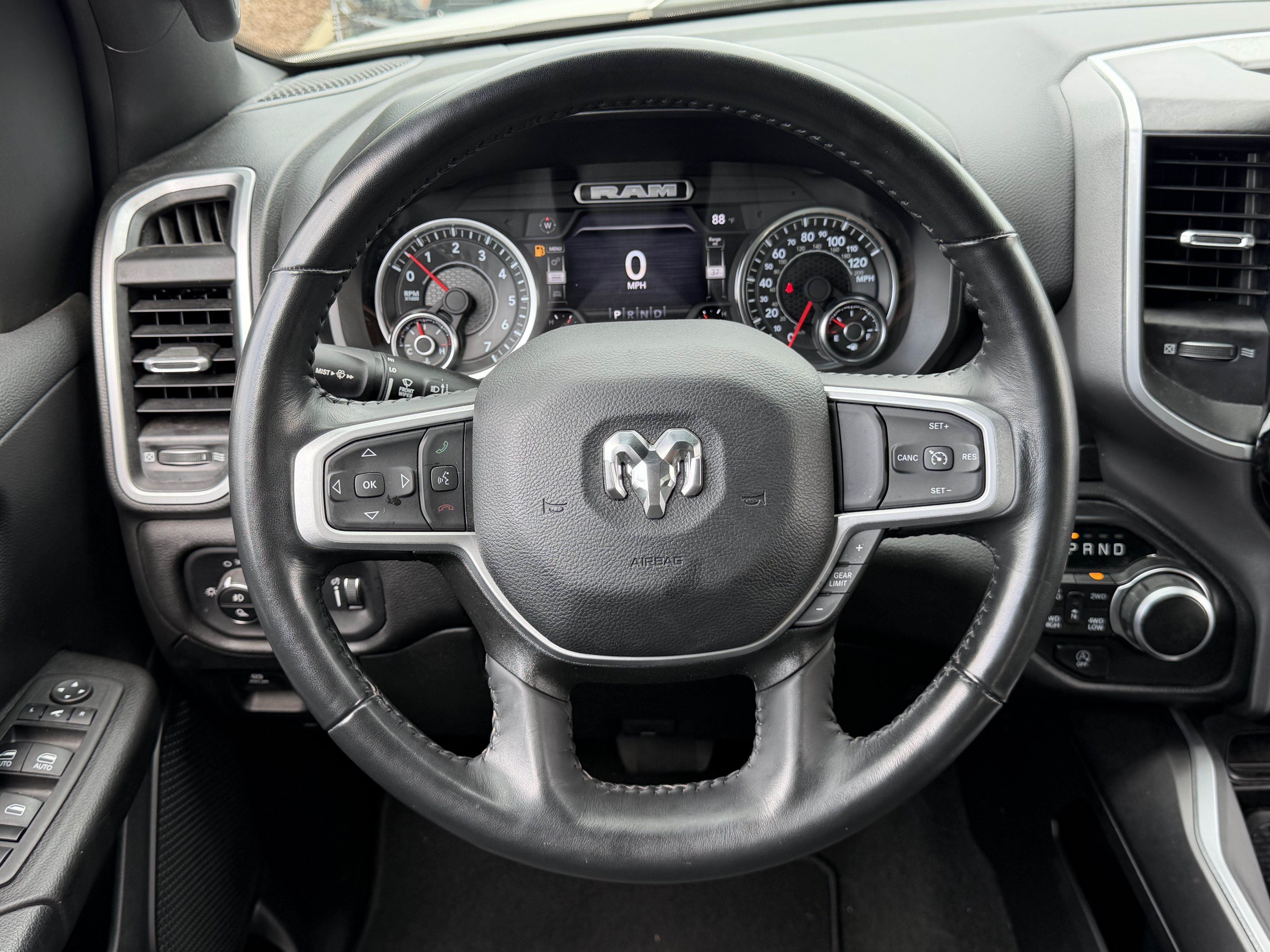 Used 2023 RAM 1500 Big Horn AWD/4WD image 17