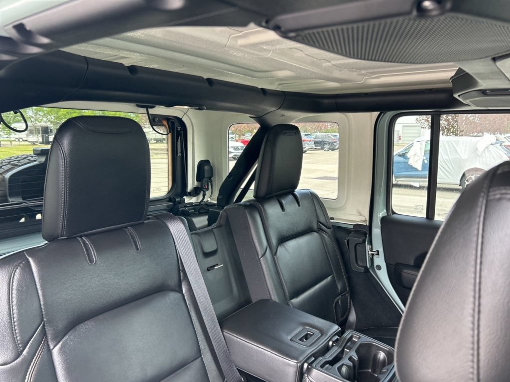Used 2023 Jeep Wrangler Unlimited Rubicon 392 w/ Xtreme Recon 35" Tire Package AWD/4WD image 45
