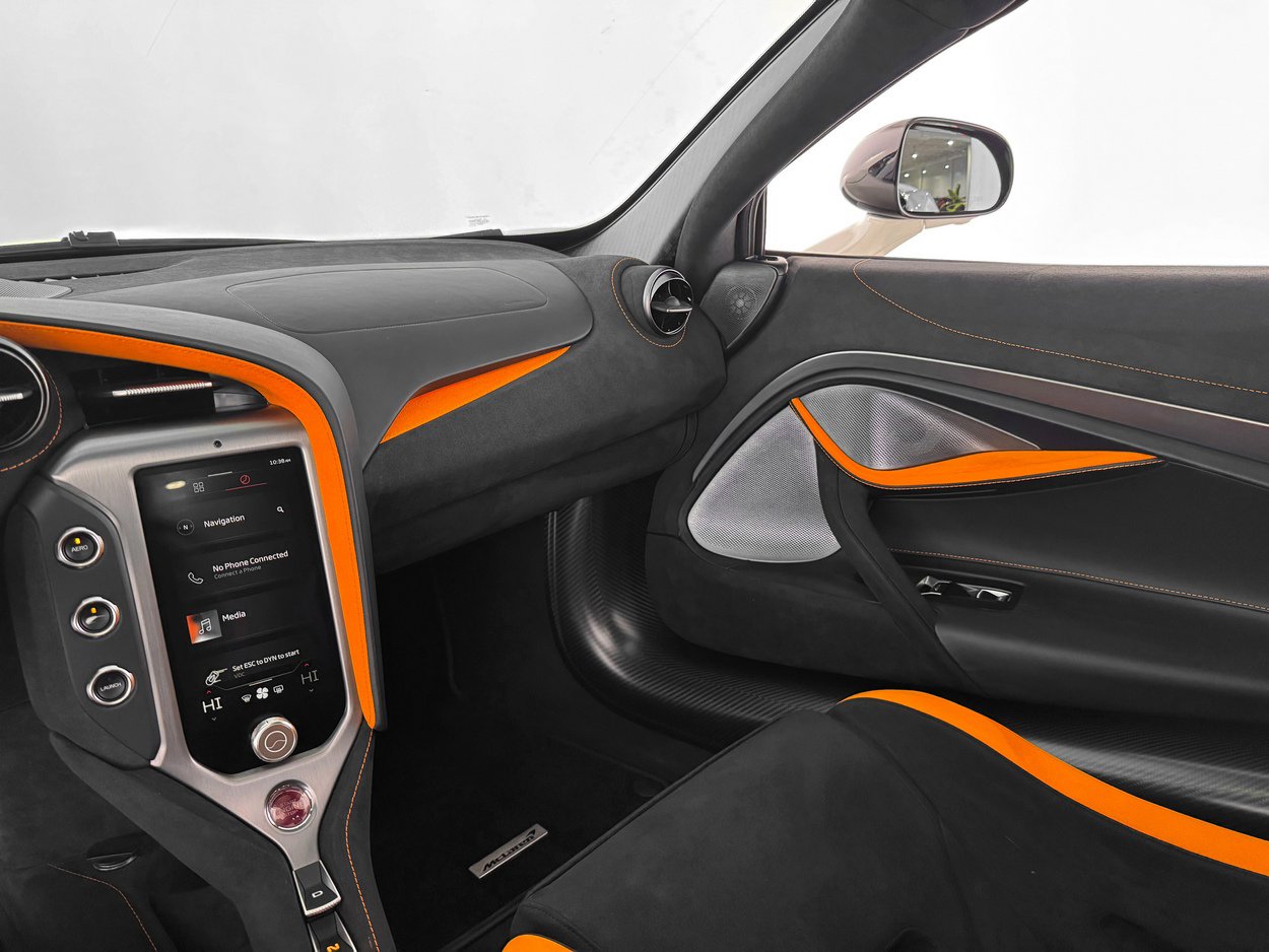 Used 2024 McLaren 750S image 20