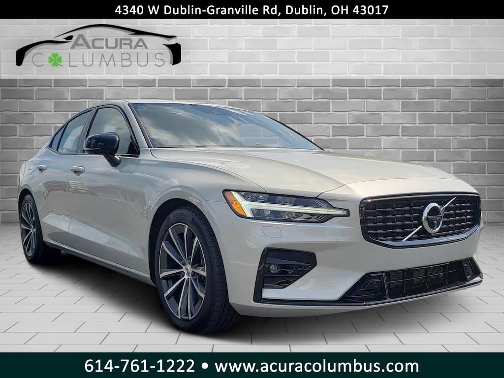 Used 2022 Volvo S60 B5 Momentum w/ Advanced Package