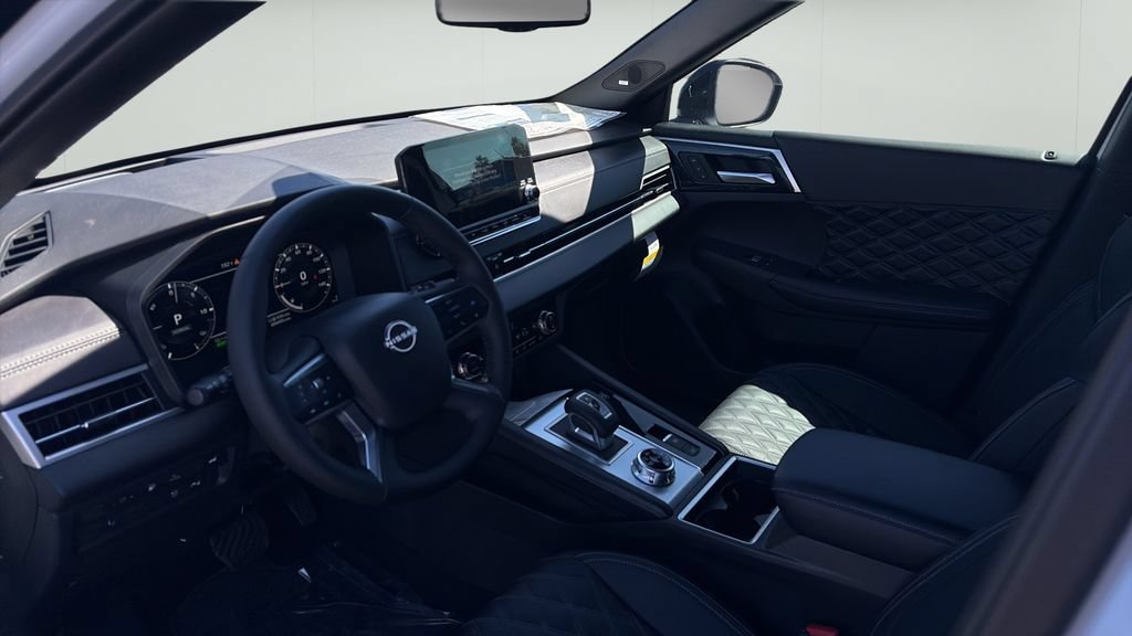New 2026 Nissan Rogue Platinum AWD/4WD image 9