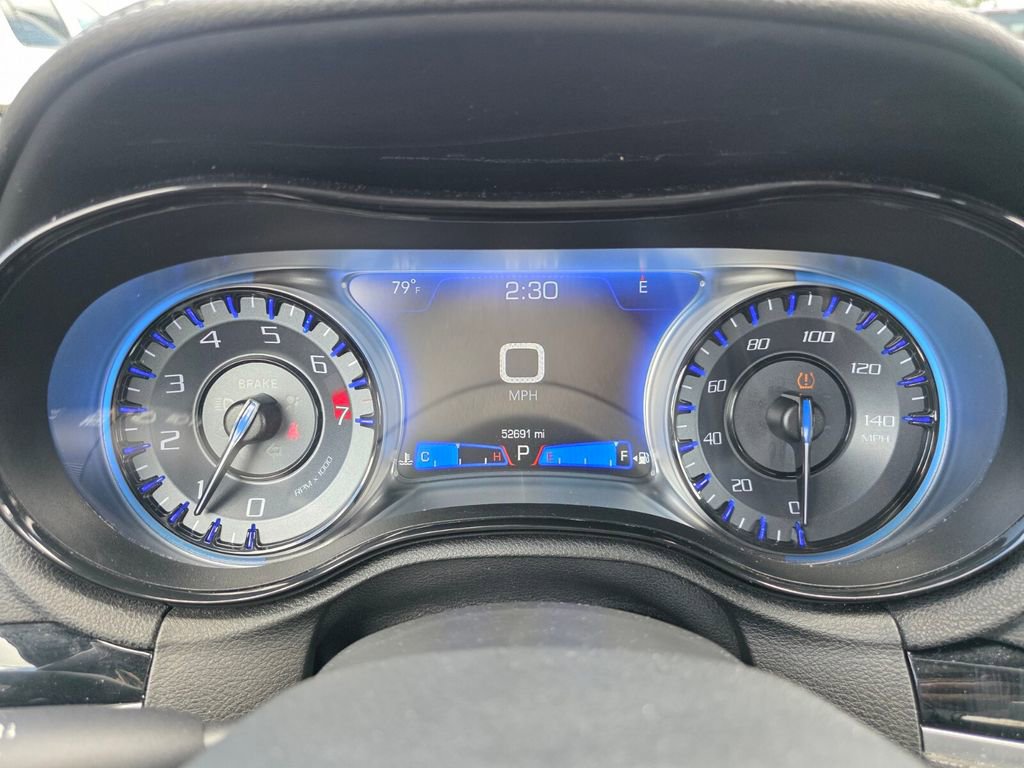 Certified 2023 Chrysler 300 S RWD image 29