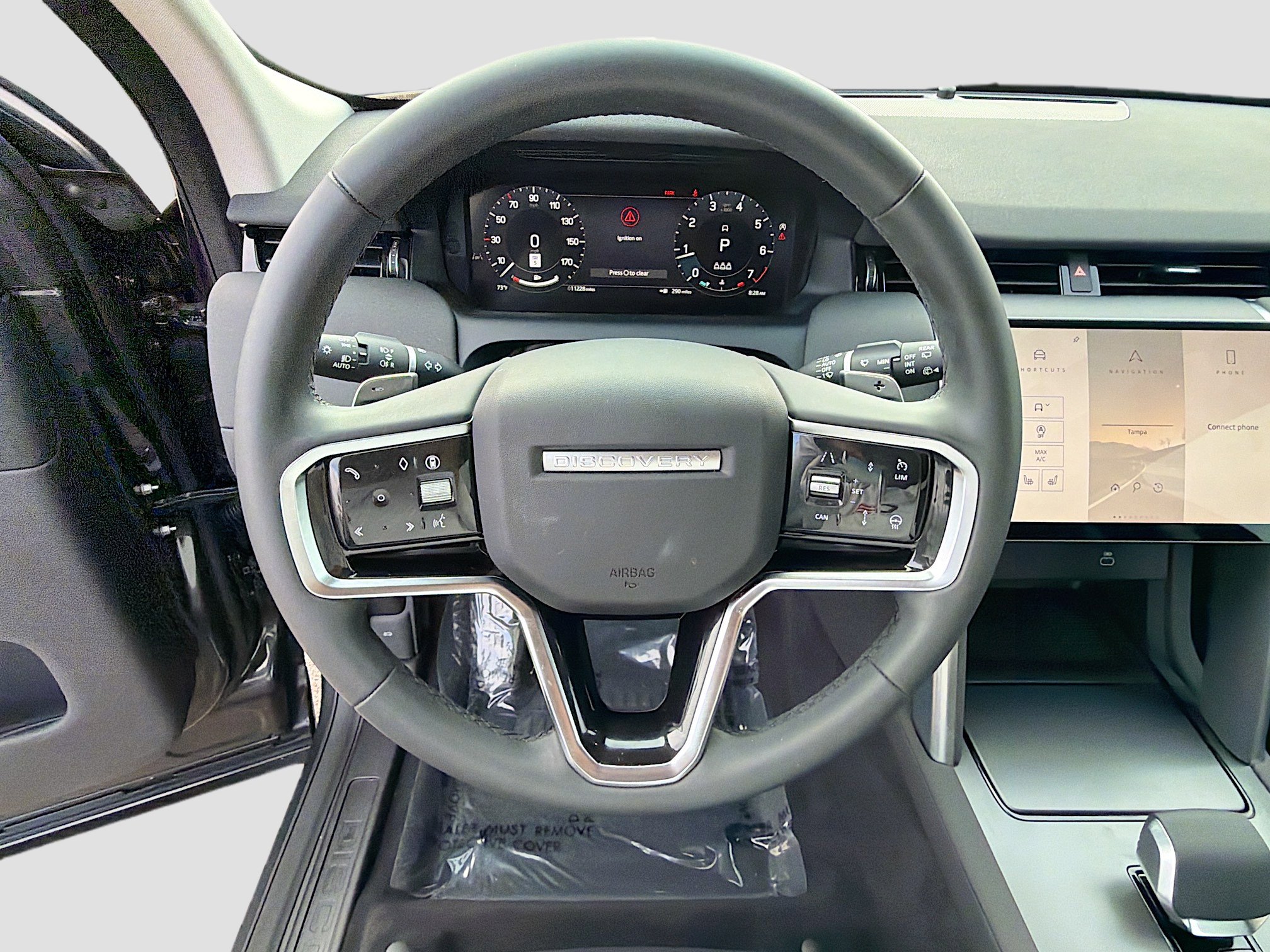 Used 2025 Land Rover Discovery Sport S image 38