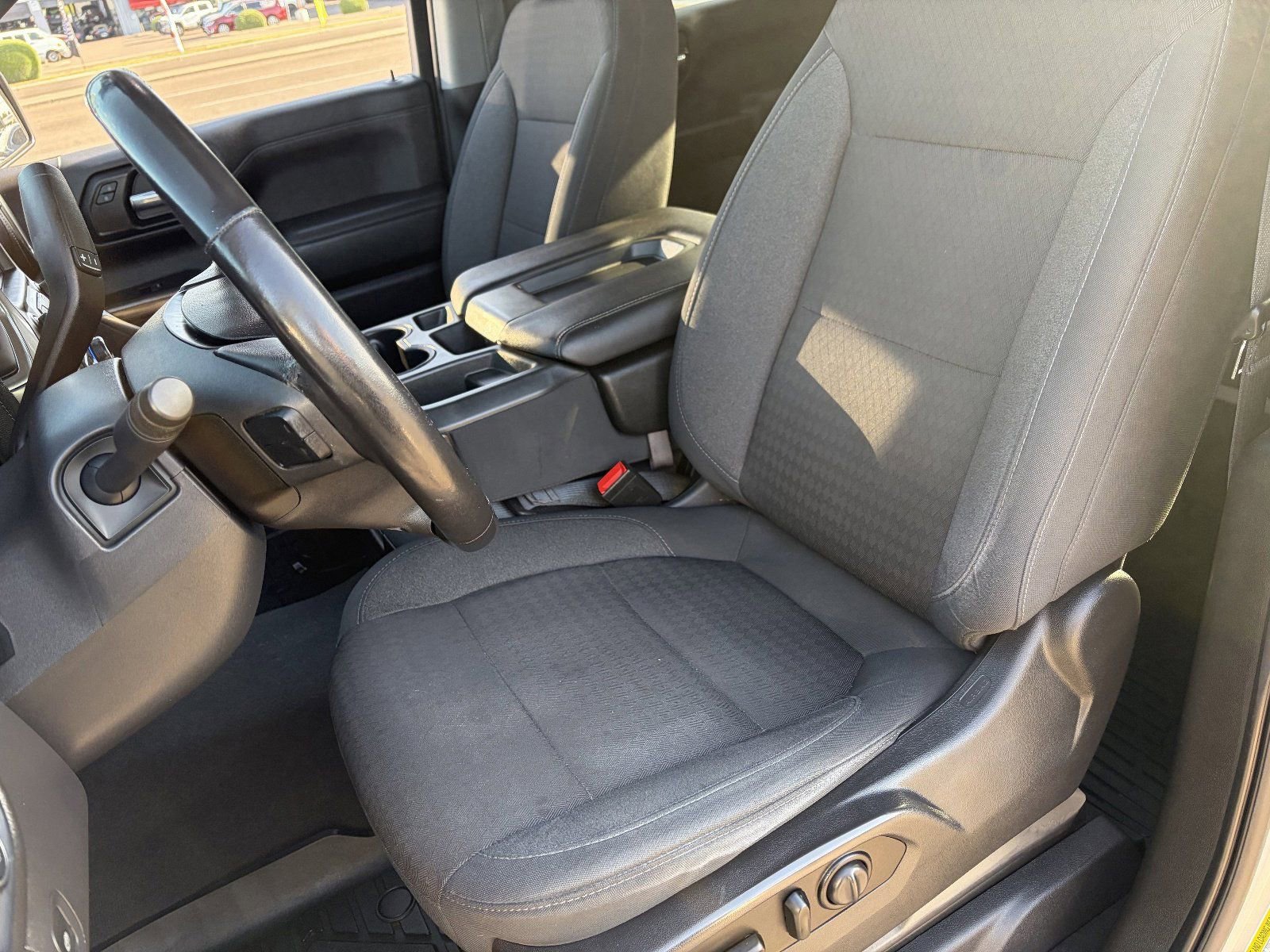 Used 2020 Chevrolet Silverado 1500 LT w/ All-Star Edition AWD/4WD image 21