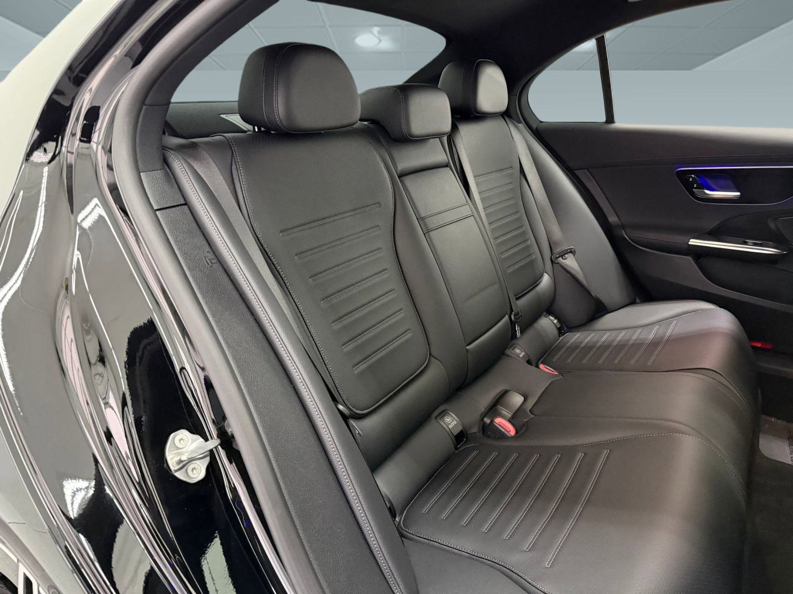 Used 2023 Mercedes-Benz C 300 Sedan image 22