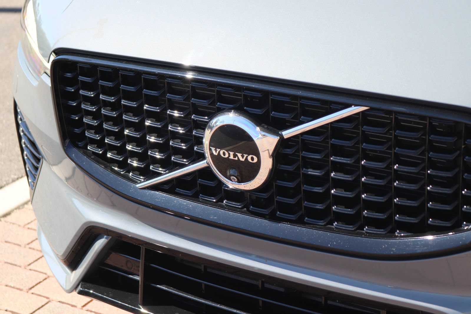 Used 2024 Volvo XC60 T8 Plus w/ Protection Package Premier AWD/4WD image 13