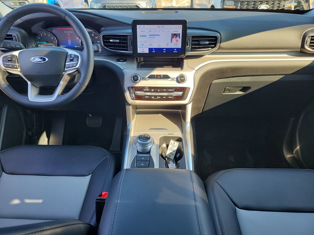 Certified 2023 Ford Explorer XLT w/ Equipment Group 202A image 11