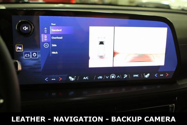 New 2025 Chevrolet Traverse LT w/ Driver Confidence Package image 20