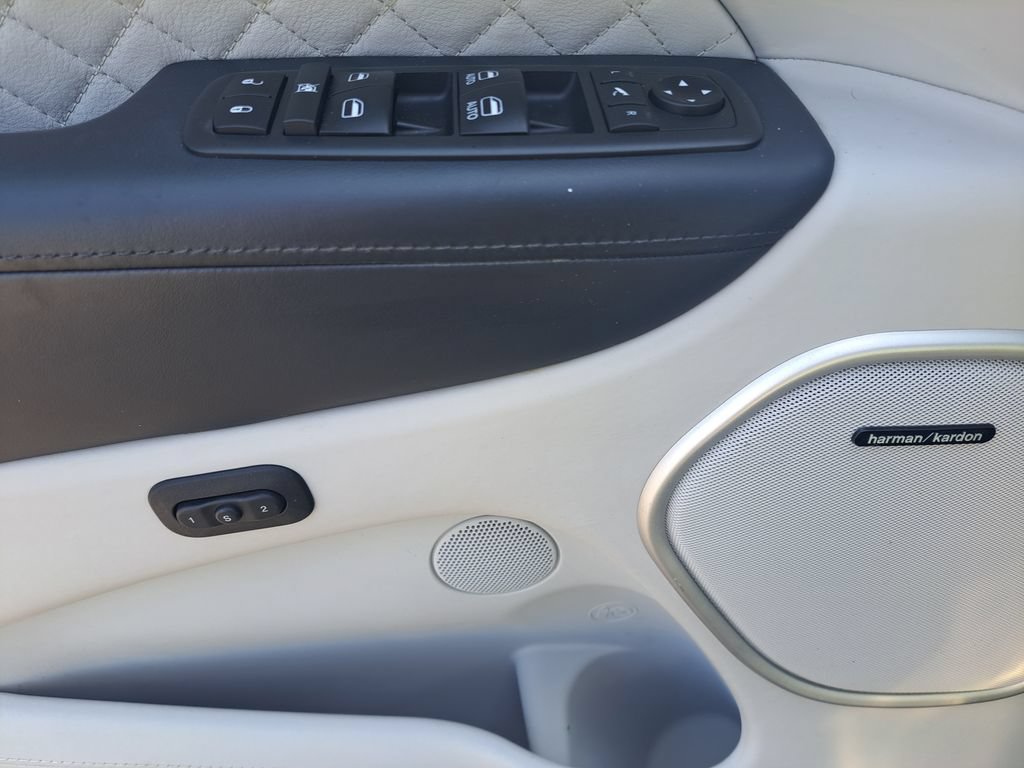 Used 2020 Jeep Grand Cherokee Summit AWD/4WD image 21