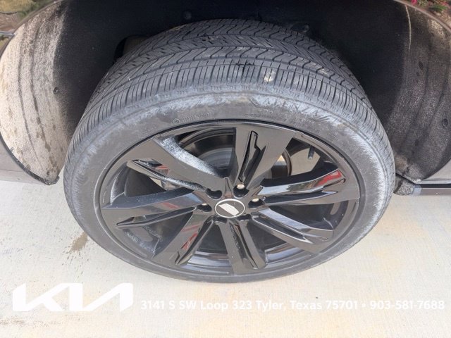 Used 2025 Cadillac Escalade ESV Sport w/ Touring Package AWD/4WD image 12