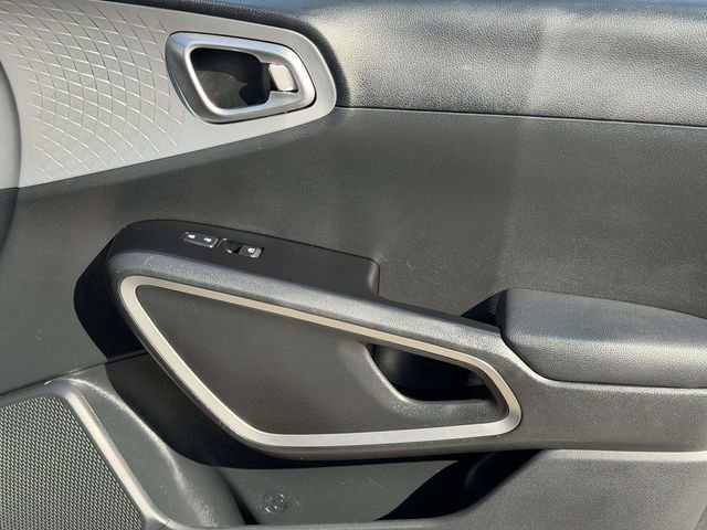 Used 2024 Kia Soul LX w/ Option Group 015 image 8