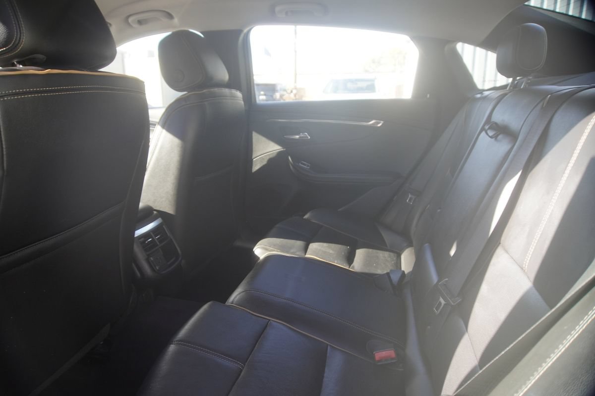 Used 2019 Chevrolet Impala Premier FWD image 11