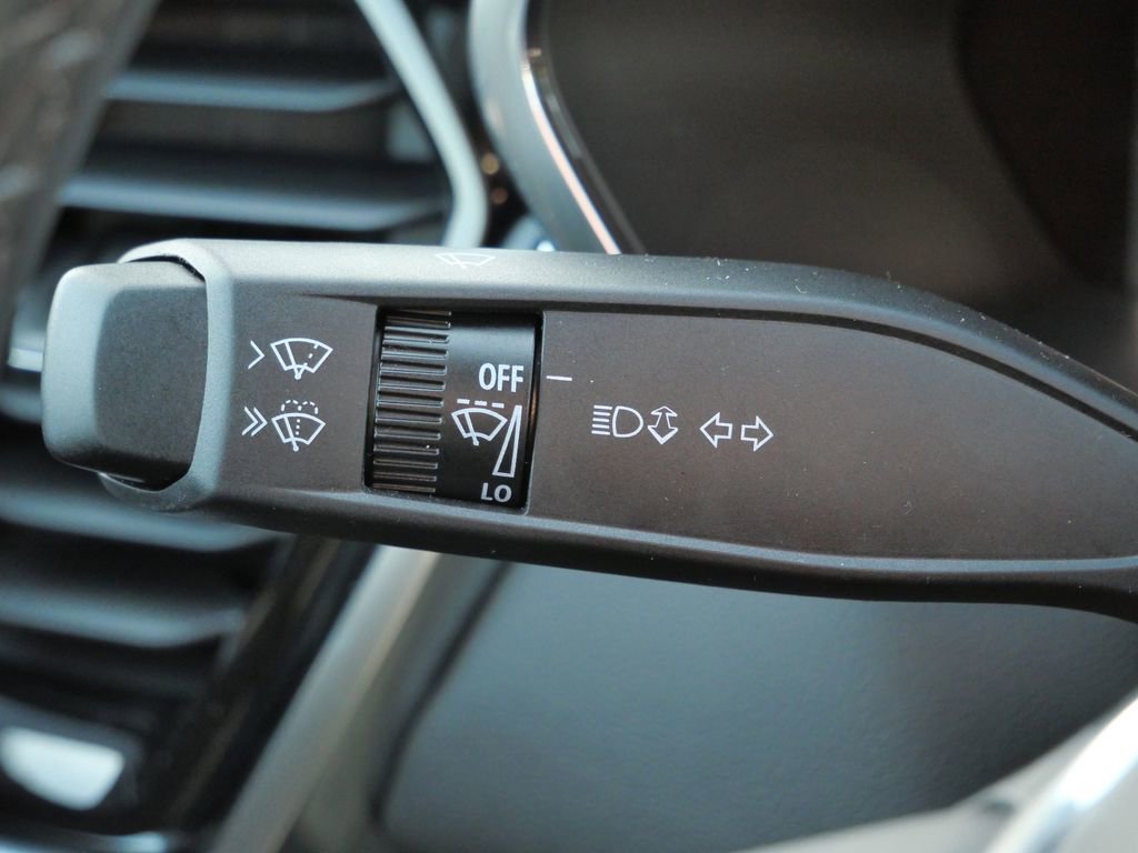 New 2026 GMC Canyon Elevation w/ Convenience Package image 53