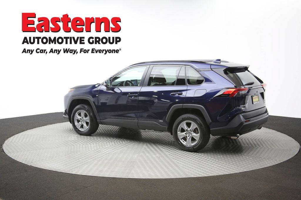 Used 2024 Toyota RAV4 XLE AWD/4WD image 61