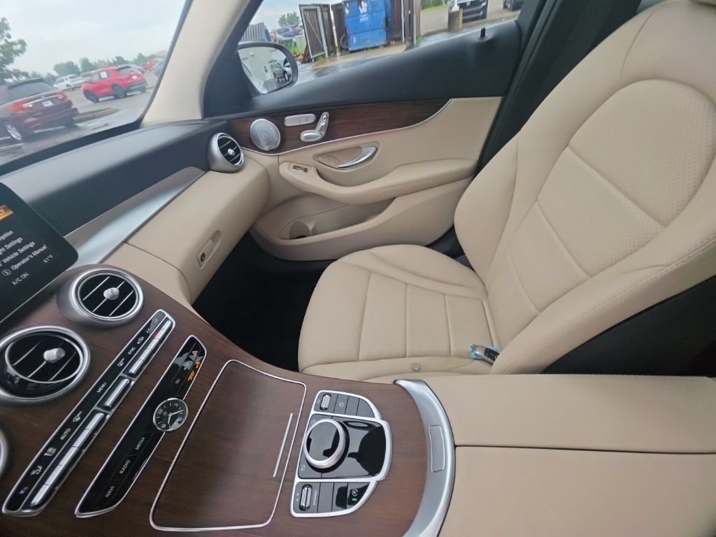 Used 2021 Mercedes-Benz C 300 4MATIC Sedan image 25