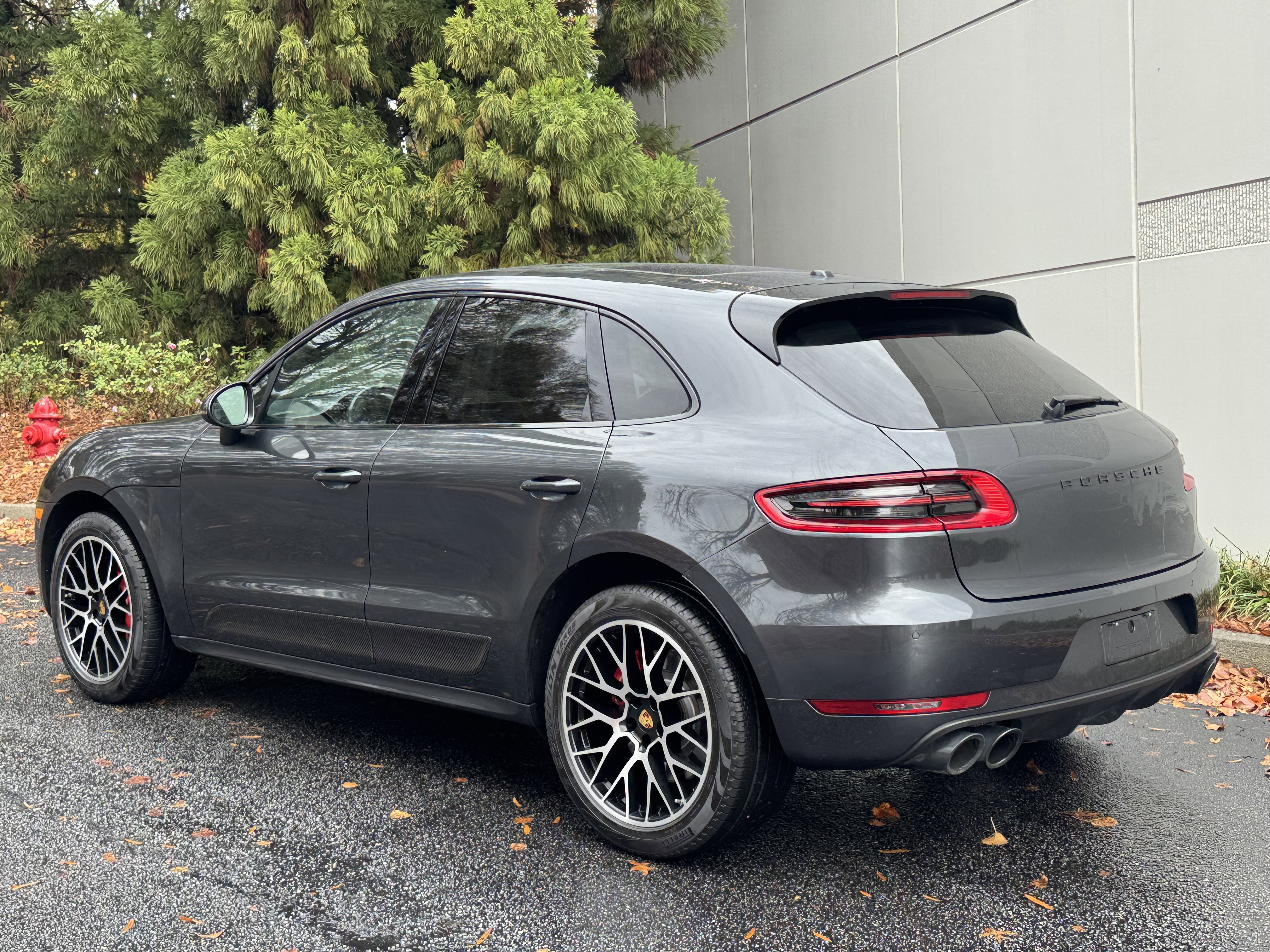 Used 2017 Porsche Macan Turbo image 13