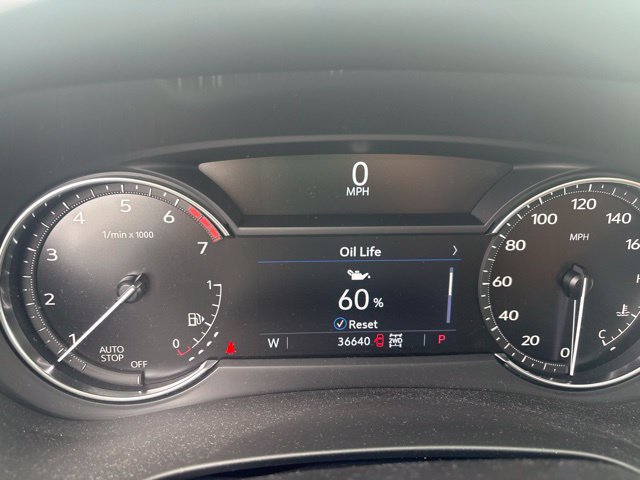 Used 2023 Cadillac XT4 Premium Luxury AWD/4WD image 10