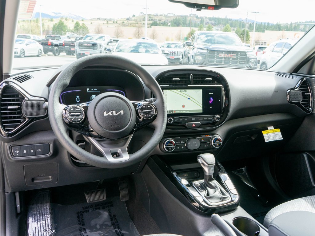 New 2025 Kia Soul S image 15