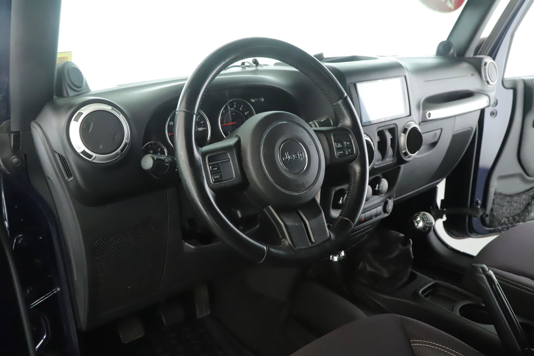 Used 2013 Jeep Wrangler Sahara w/ Dual Top Group AWD/4WD image 2