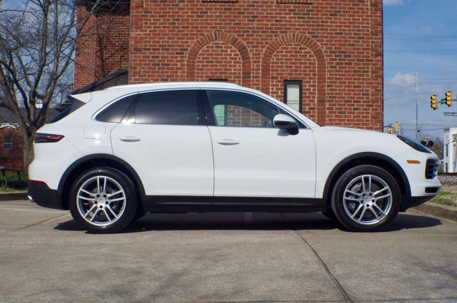 Used 2023 Porsche Cayenne image 4