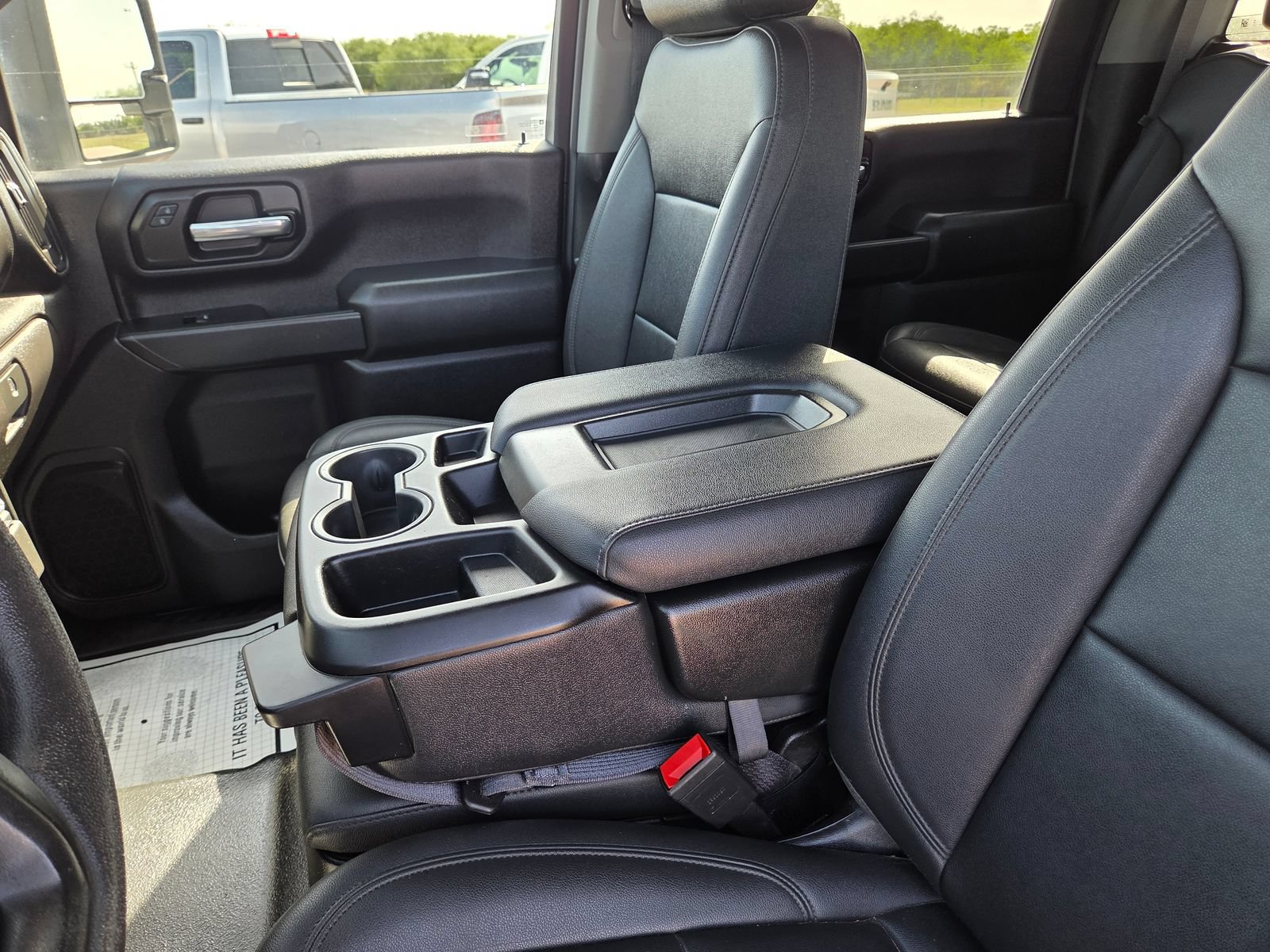 Used 2024 GMC Sierra 3500 Pro AWD/4WD image 31