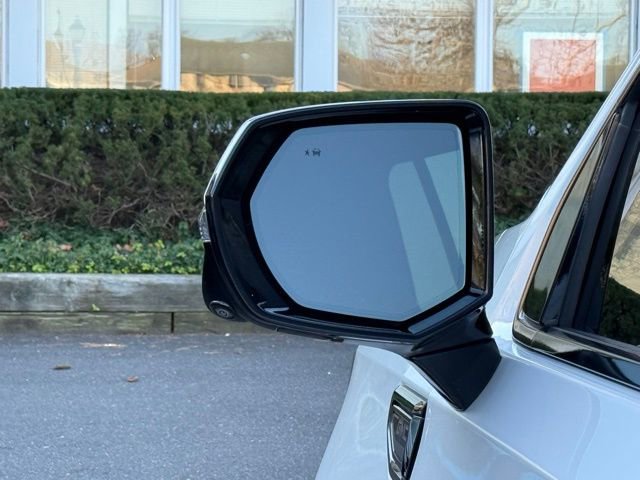 Used 2024 GMC Yukon XL Denali Ultimate image 15