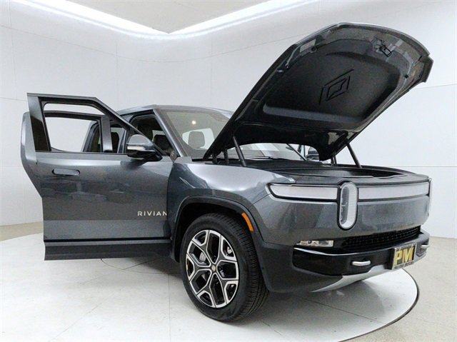 Used 2023 Rivian R1T Adventure image 9