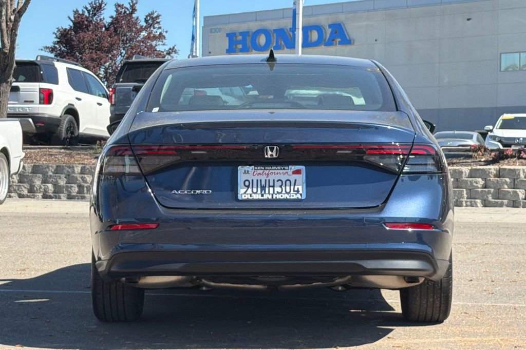 Certified 2025 Honda Accord SE image 5