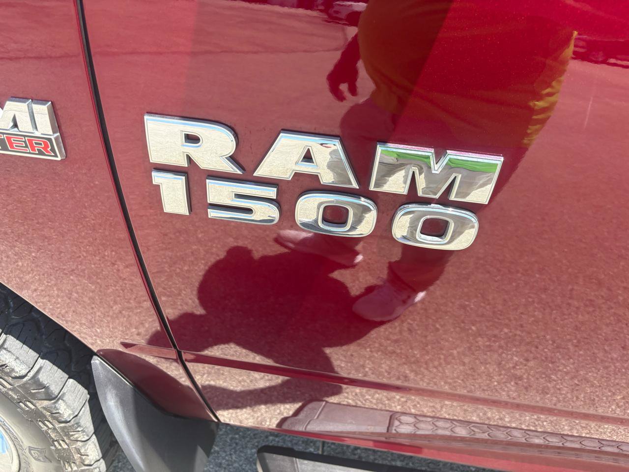 Used 2017 RAM 1500 Classic SLT AWD/4WD image 10