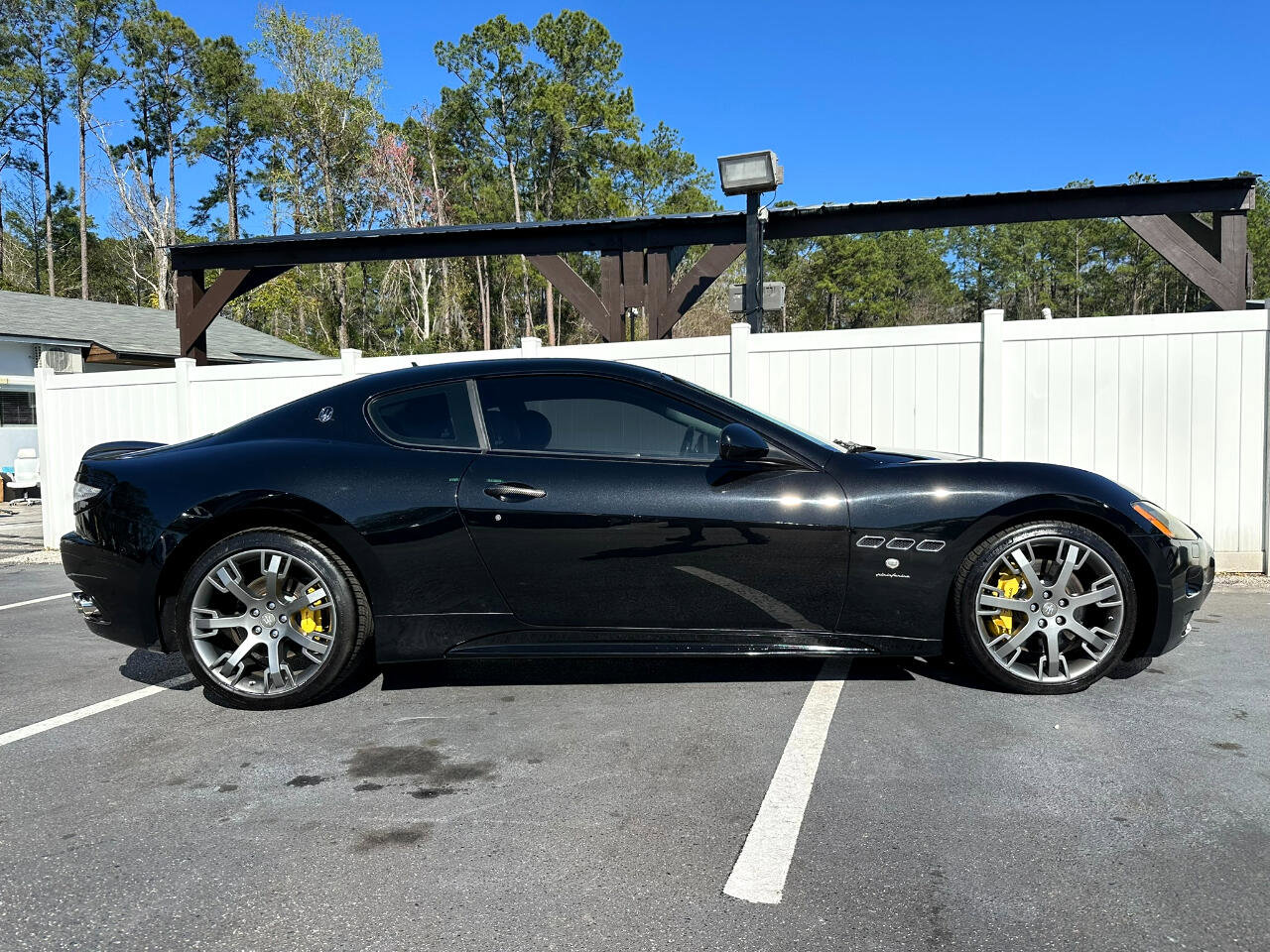 Used 2011 Maserati GranTurismo S image 19