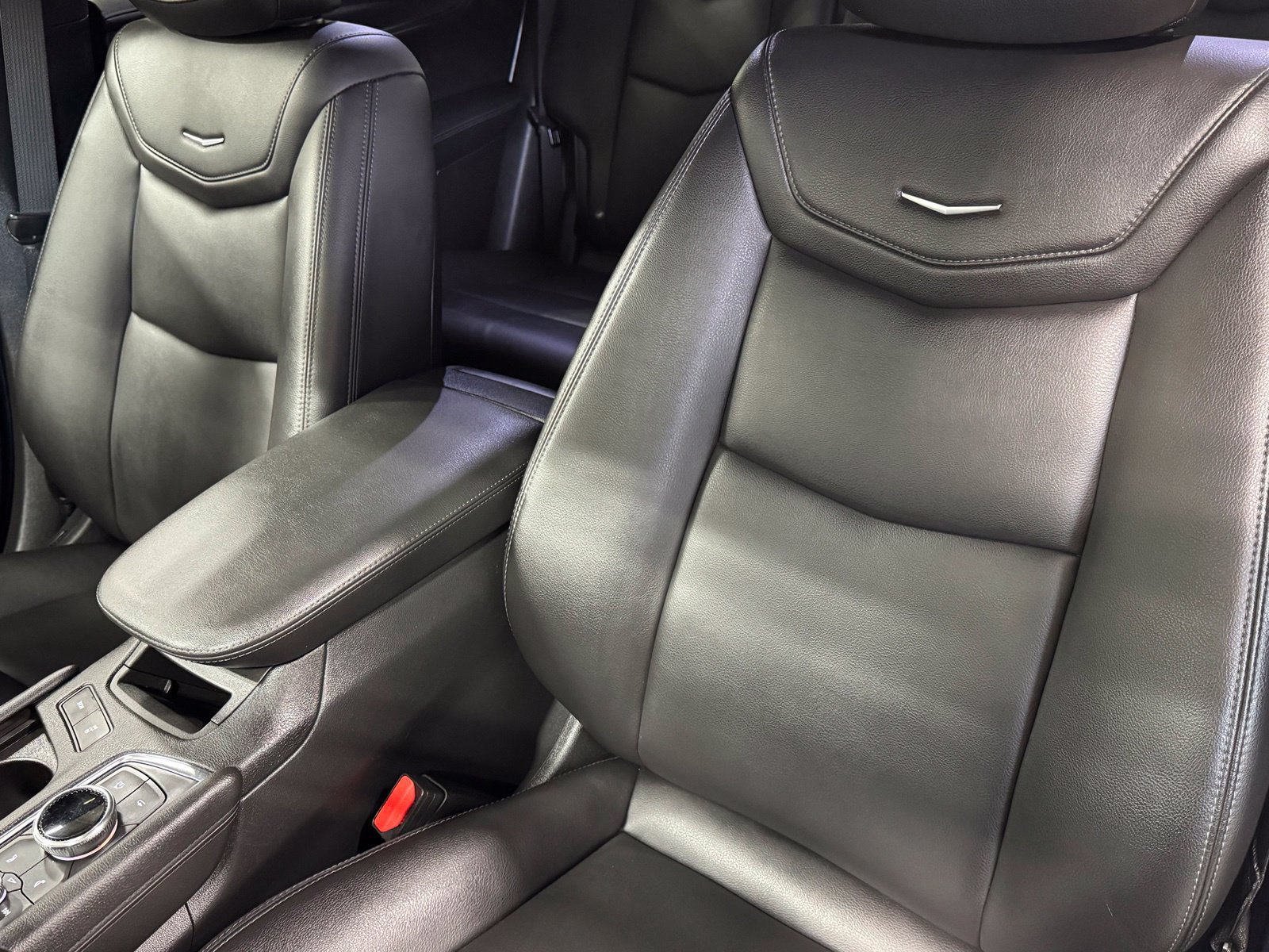 Used 2020 Cadillac XT5 Luxury AWD/4WD image 29