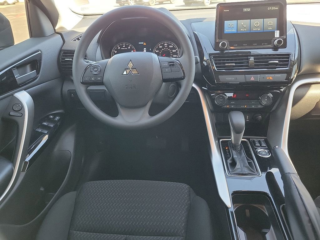 New 2026 Mitsubishi Eclipse Cross LE AWD/4WD image 8