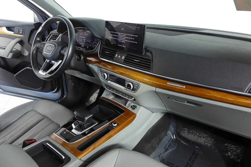 Used 2022 Audi Q5 2.0T Premium Plus w/ Premium Plus Package image 13