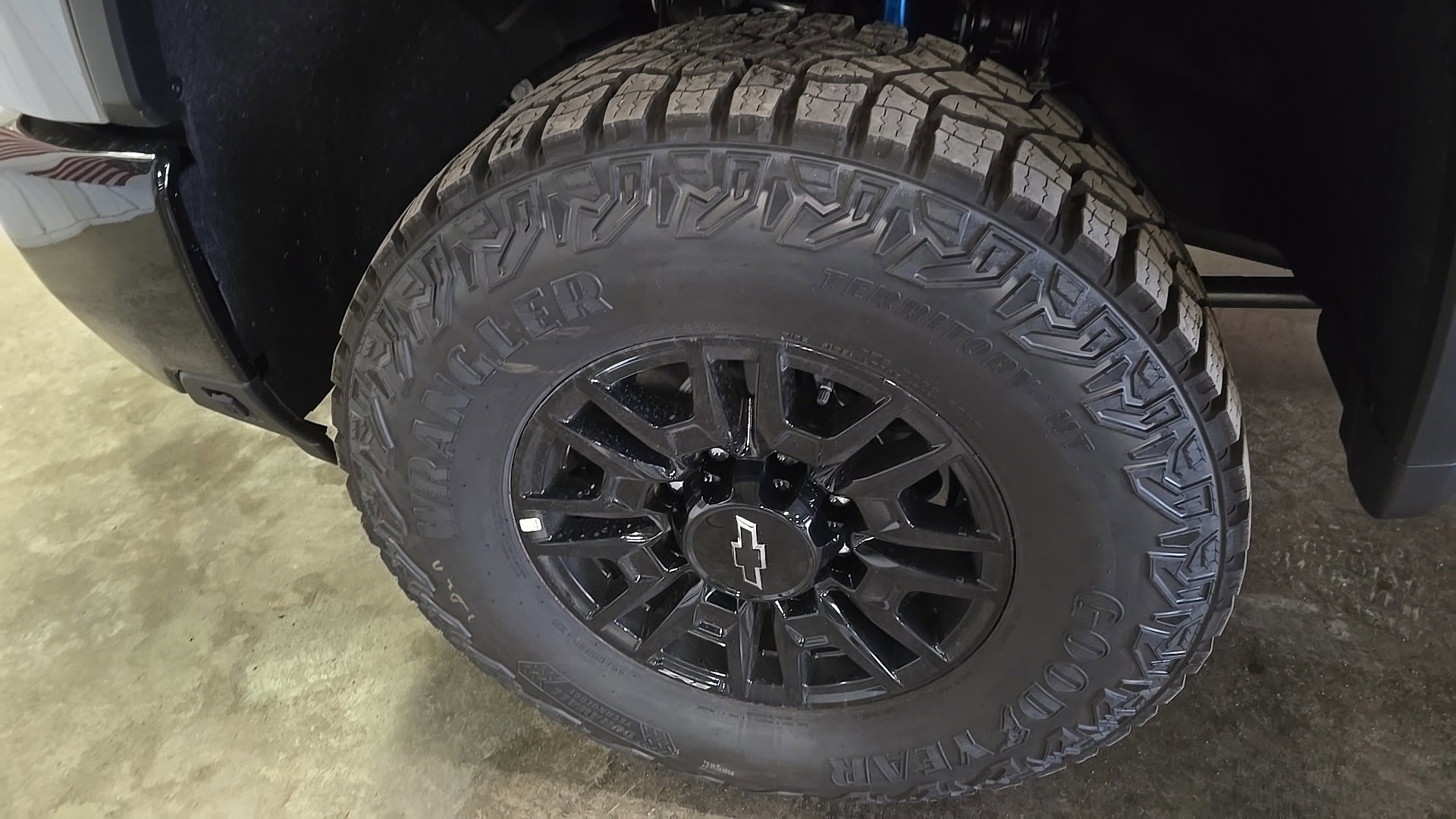 New 2026 Chevrolet Silverado 2500 ZR2 image 6