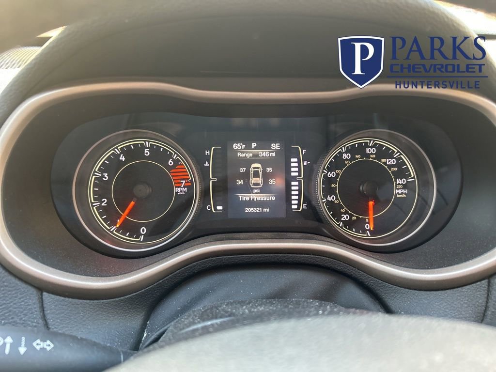 Used 2017 Jeep Cherokee Sport image 15