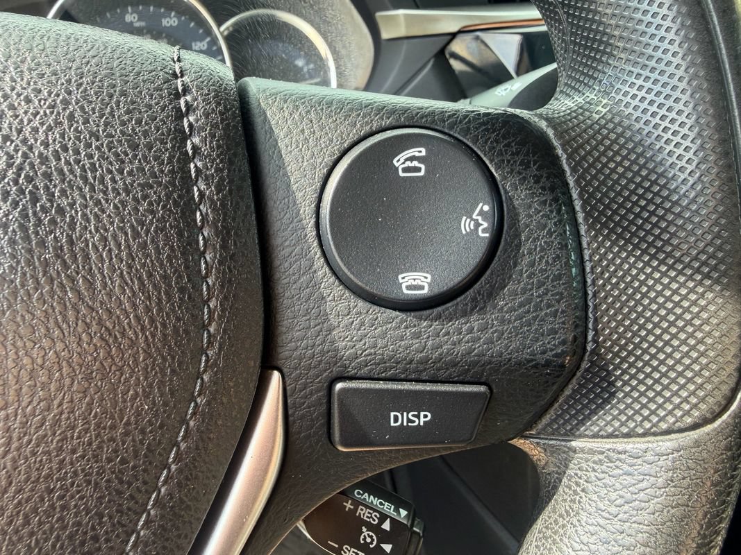 Used 2014 Toyota Corolla LE FWD image 33