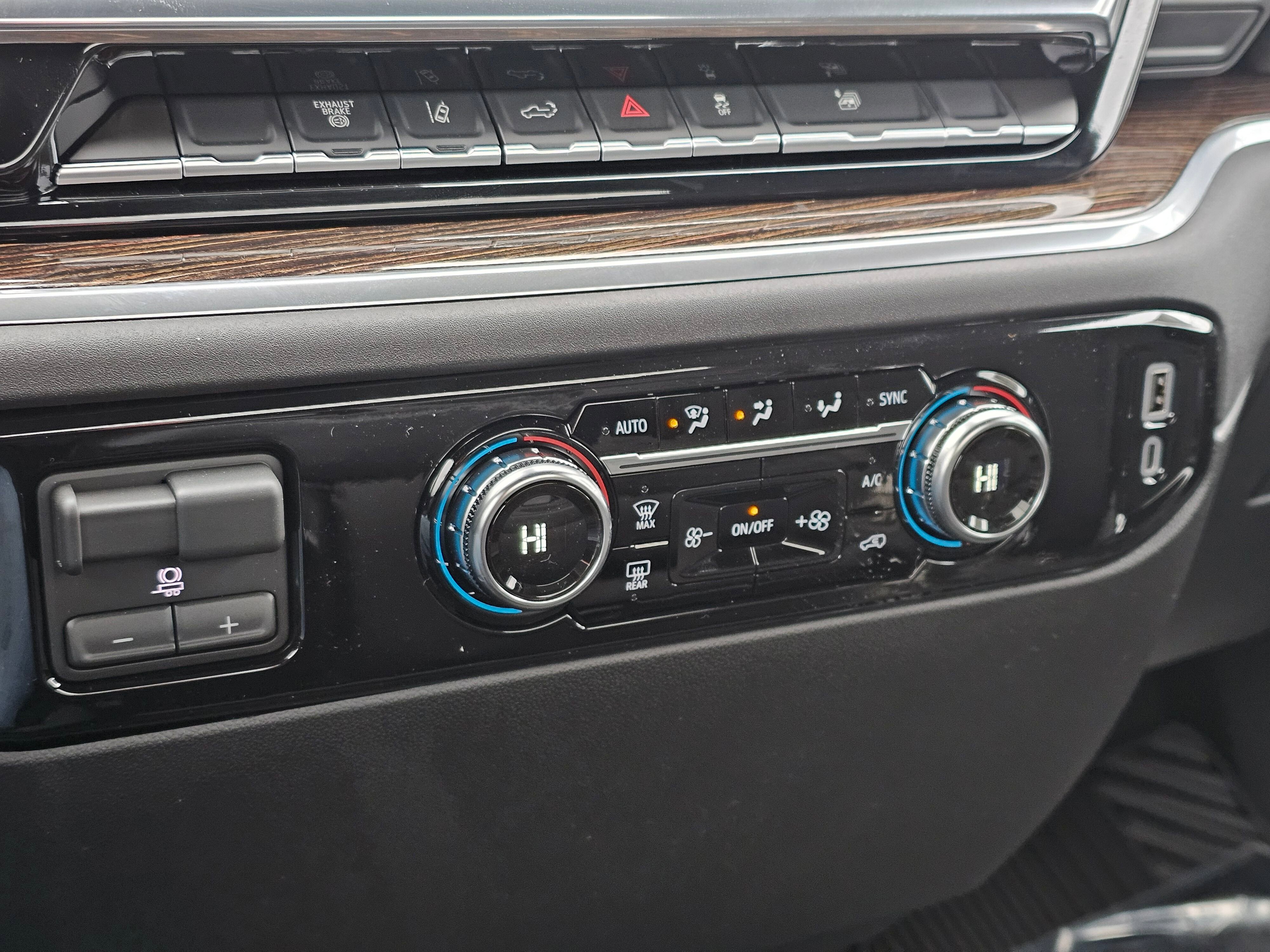 New 2026 GMC Sierra 3500 SLE w/ SLE Convenience Package image 22