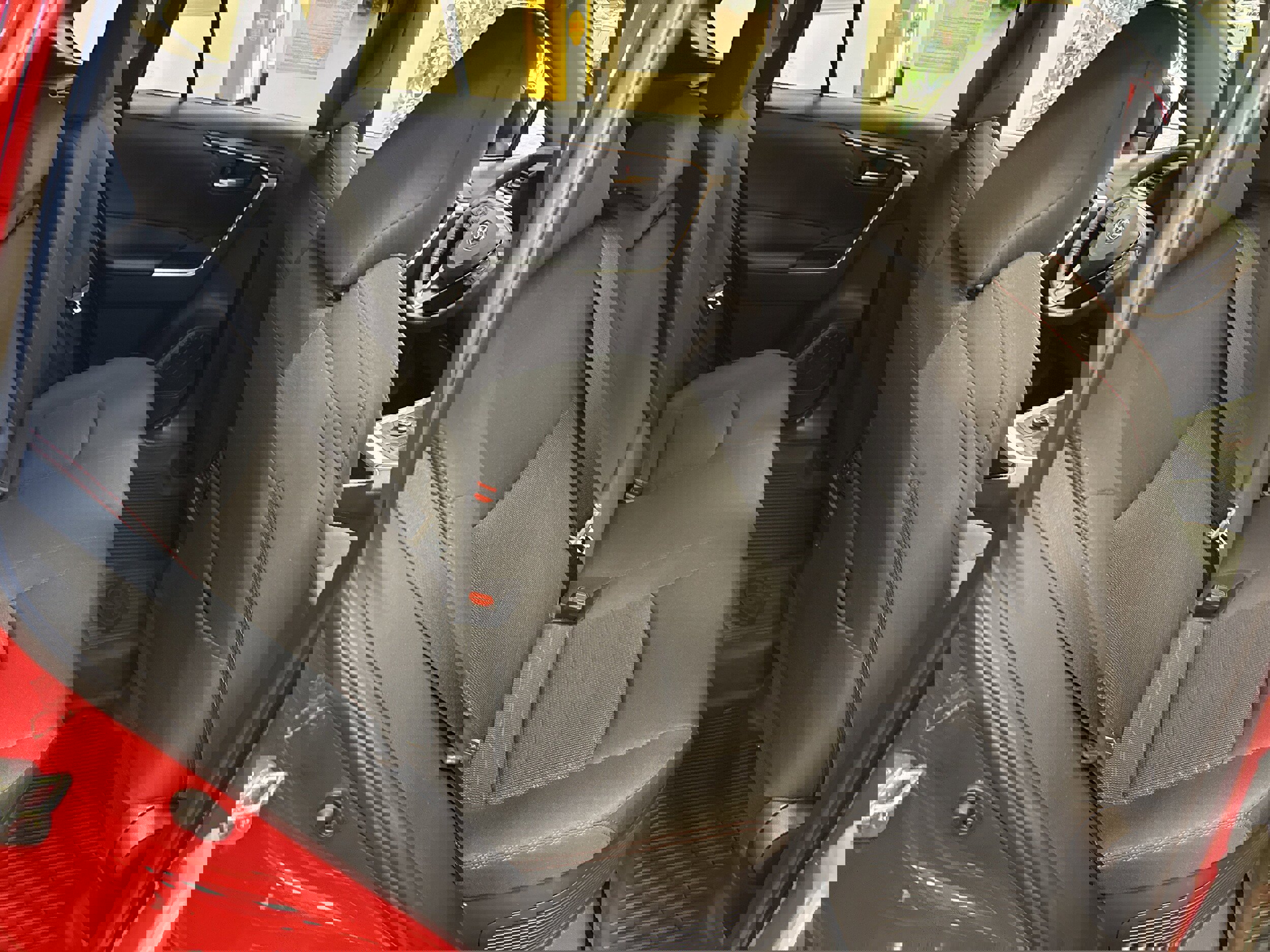 Used 2024 Toyota RAV4 SE w/ Weather & Moonroof Package image 21